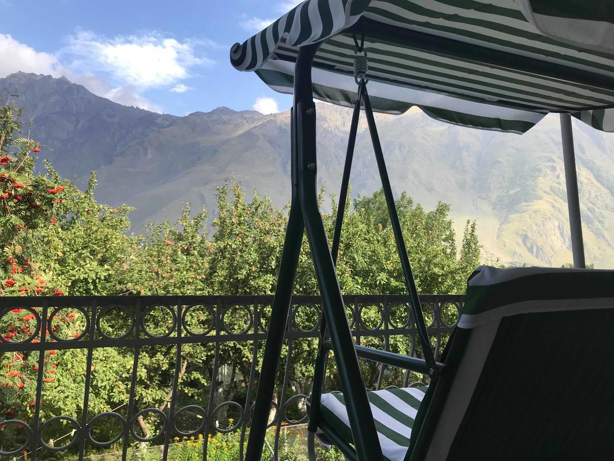 Guest House Demma Kazbegi Exterior photo